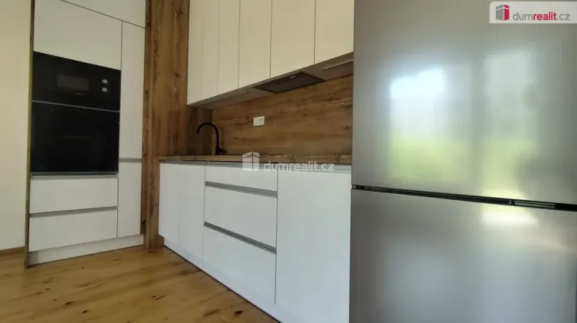 Pronájem bytu 2+kk, Praha - Nusle, Mužíkova, 44 m2