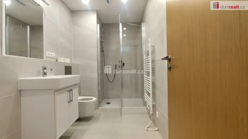 Pronájem bytu 2+kk, Praha - Nusle, Mužíkova, 44 m2