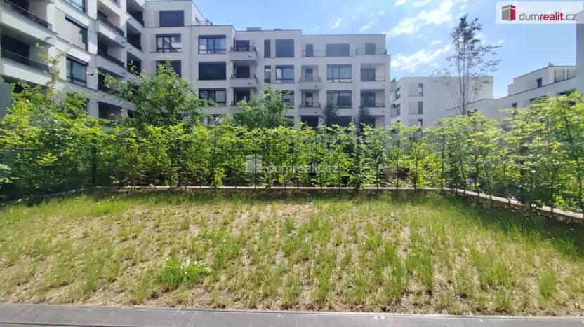 Pronájem bytu 2+kk, Praha - Nusle, Mužíkova, 44 m2
