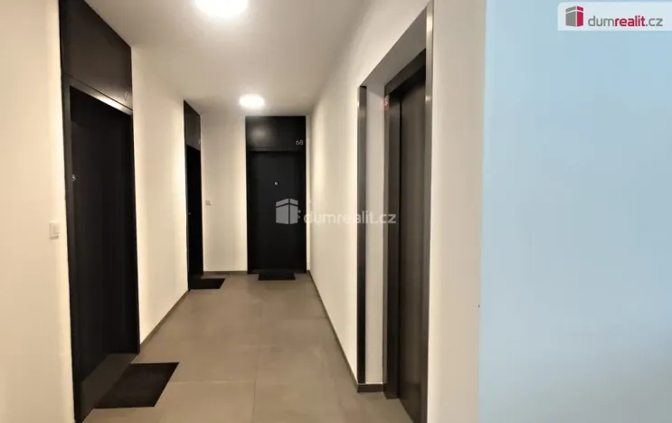 Pronájem bytu 2+kk, Praha - Nusle, Mužíkova, 44 m2