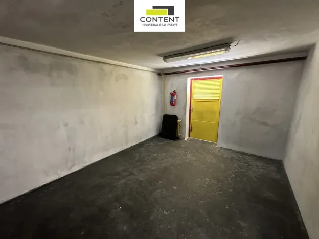 Pronájem skladu, Veleň, Hlavní, 2041 m2