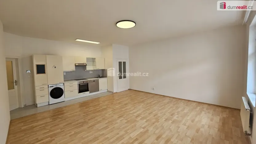 Pronájem bytu 2+1, Praha - Vinohrady, Italská, 85 m2