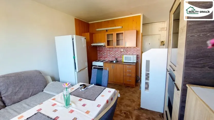 Pronájem bytu 1+1, Hazlov, 35 m2