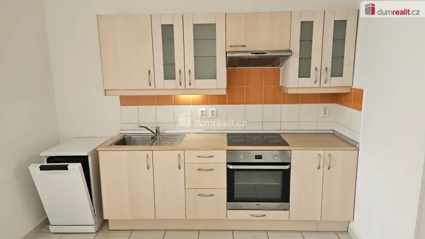 Pronájem bytu 1+1, Praha - Vinohrady, Italská, 65 m2