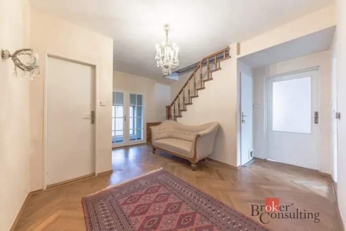 Prodej rodinného domu, Praha - Točná, K Hradišti, 210 m2