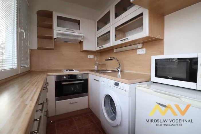 Pronájem bytu 1+kk, Hradec Králové - Slezské Předměstí, Severní, 30 m2