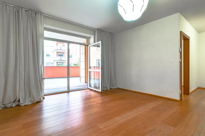 Pronájem bytu 2+kk, Praha - Vysočany, Nepilova, 48 m2