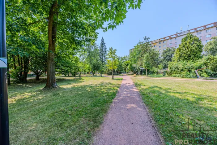 Prodej bytu 2+1, Ostrava, náměstí Družby, 58 m2