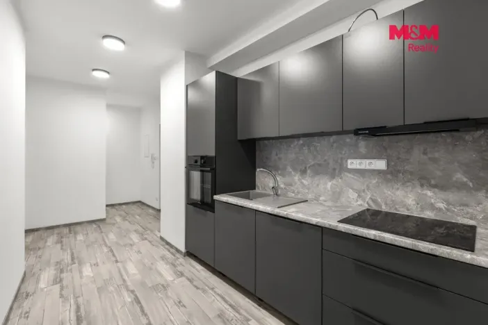 Pronájem bytu 3+1, Heřmanův Městec, náměstí Míru, 75 m2