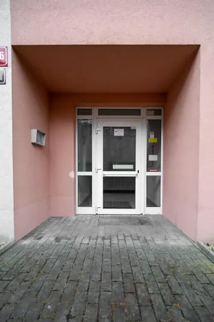 Pronájem bytu 1+kk, Praha - Libeň, Budilova, 39 m2