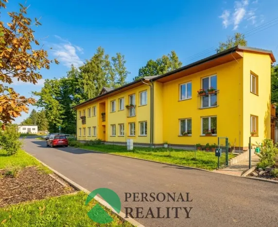 Pronájem bytu 3+1, Karlovy Vary, Pod Svahem, 86 m2