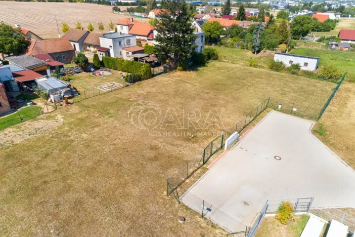 Prodej pozemku pro bydlení, Vestec, Máchova, 1125 m2