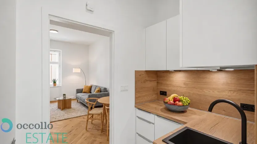 Pronájem bytu 1+kk, Praha, Seifertova, 28 m2
