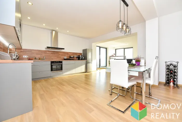Pronájem bytu 3+kk, Beroun - Beroun-Město, Na Vinici, 110 m2