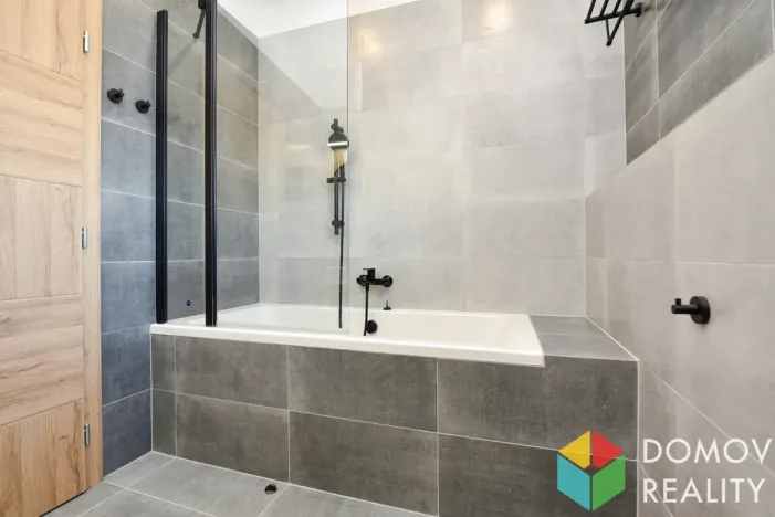 Pronájem bytu 3+kk, Beroun - Beroun-Město, Na Vinici, 110 m2