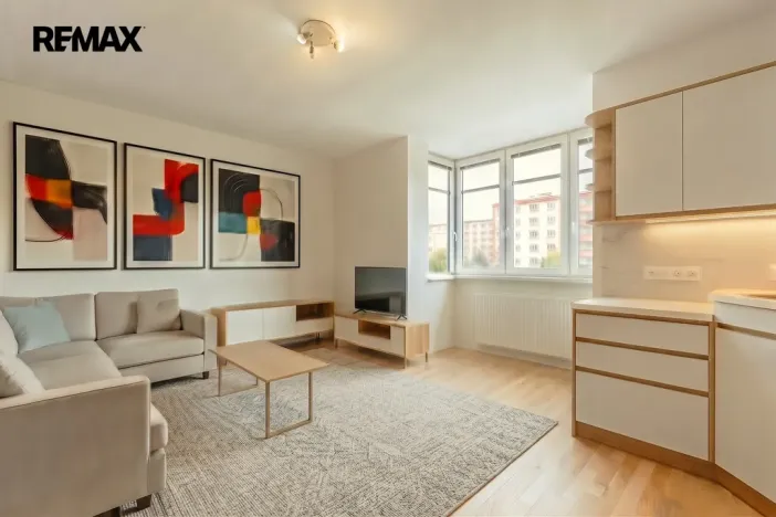 Prodej bytu 1+kk, Praha - Záběhlice, Mikanova, 26 m2