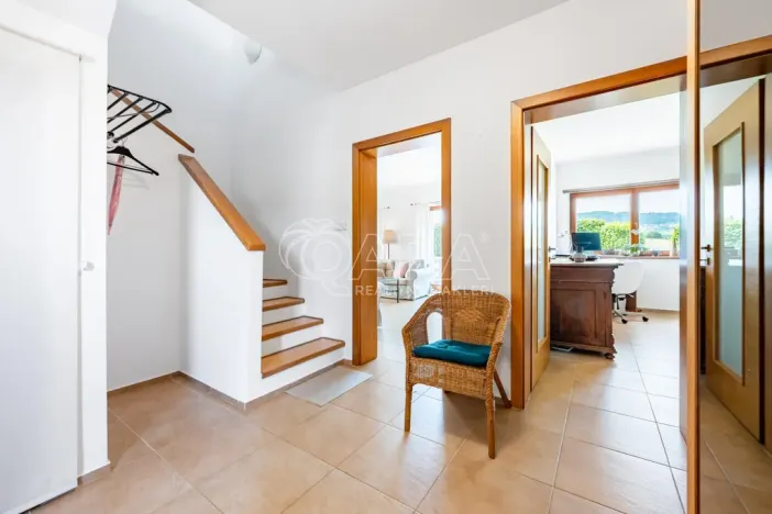 Prodej rodinného domu, Komárov, Sokolská, 132 m2