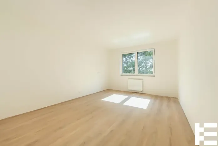 Prodej bytu 1+kk, Praha - Satalice, Za Novákovou zahradou, 33 m2