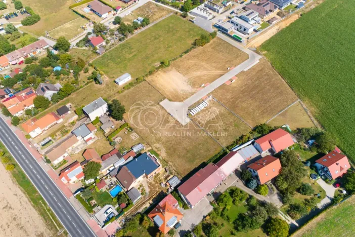Prodej pozemku pro bydlení, Vestec, Máchova, 2304 m2