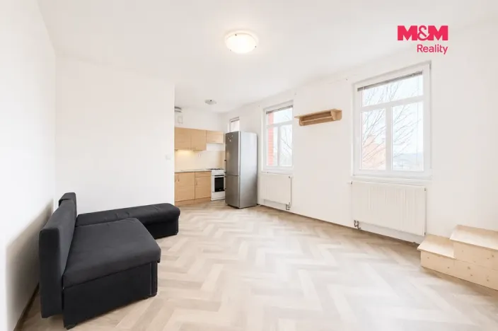 Pronájem bytu 3+1, Zlín, Bratří Sousedíků, 58 m2