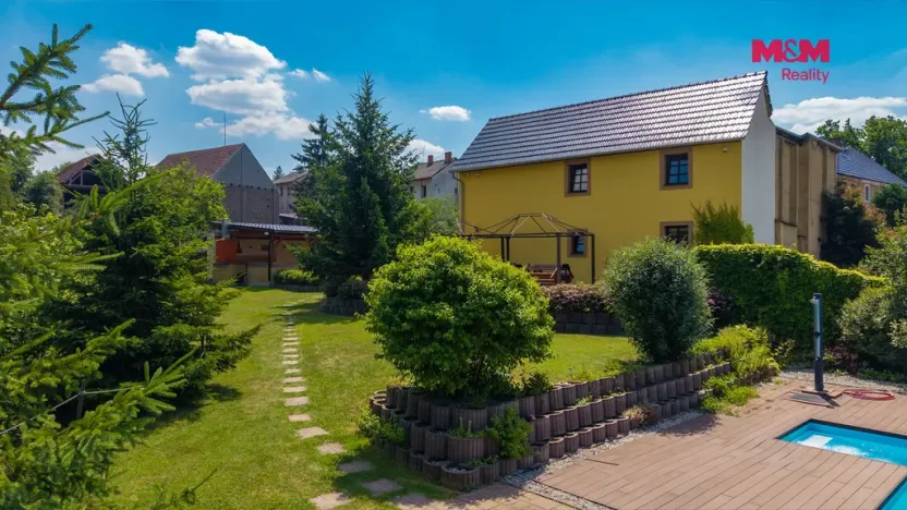 Prodej rodinného domu, Svojetín, 800 m2