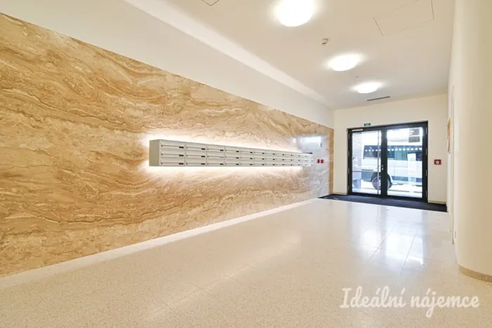Pronájem bytu 2+kk, Brno, Příční, 36 m2