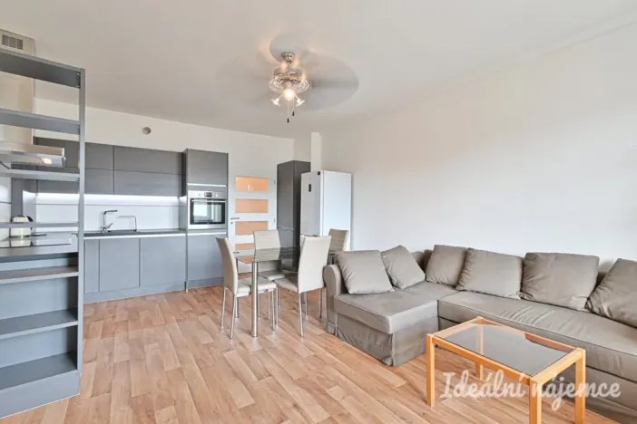Pronájem bytu 2+kk, Brno, Poříčí, 51 m2