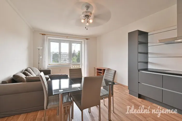 Pronájem bytu 2+kk, Brno, Poříčí, 51 m2