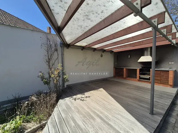 Prodej rodinného domu, Hostěnice, 142 m2