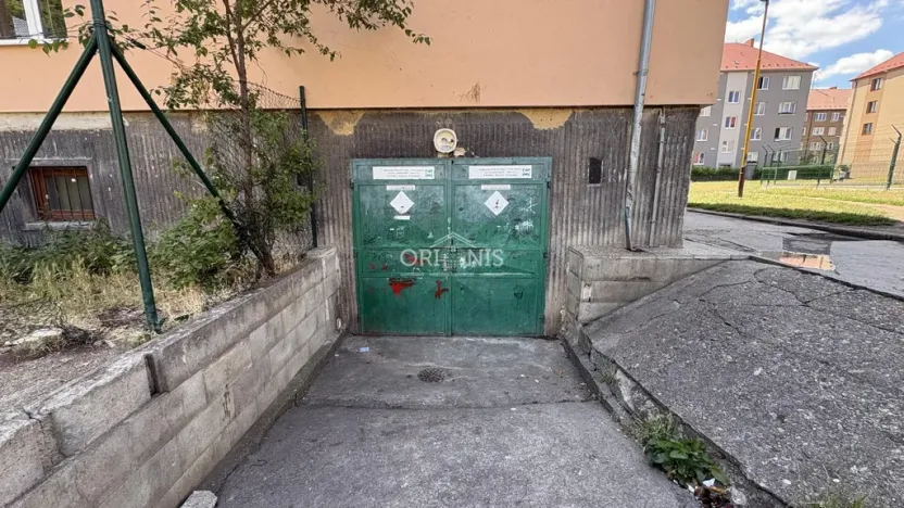 Prodej garáže, Jirkov, Šimkova, 52 m2