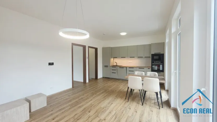 Pronájem kanceláře, Herink, U Kovárny, 55 m2