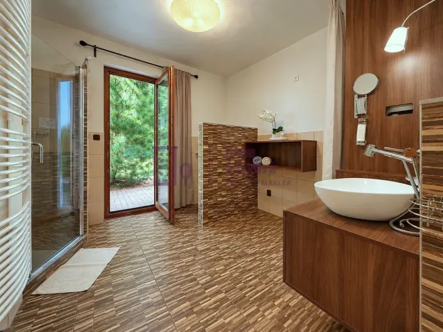 Prodej rodinného domu, Rodvínov, 210 m2