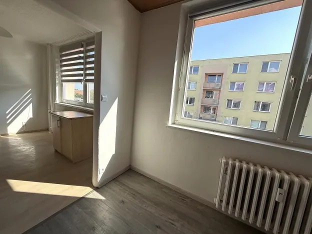 Pronájem bytu 2+1, Hrušovany u Brna, Sídliště, 58 m2