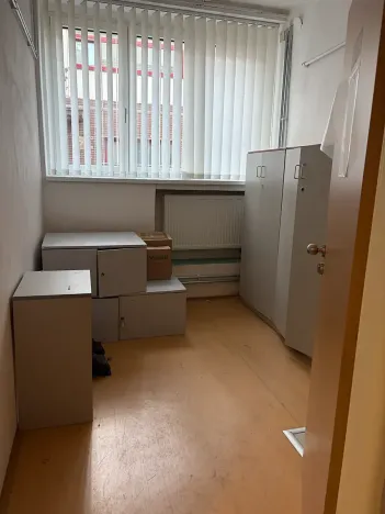 Pronájem kanceláře, Nymburk, Náměstí Přemyslovců, 90 m2