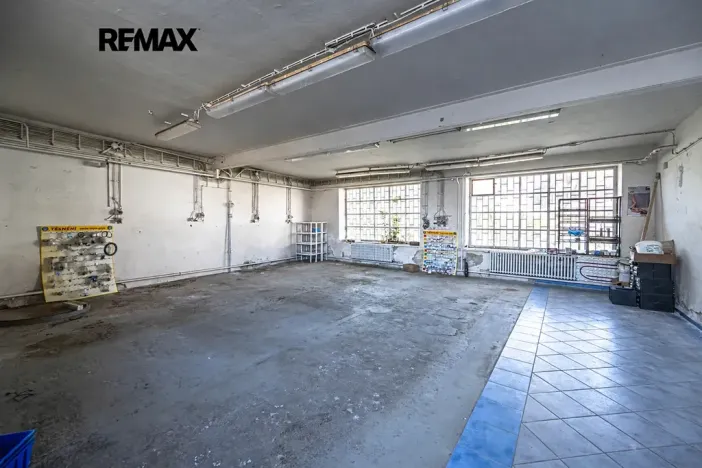 Pronájem obchodního prostoru, Mnichovice, Pražská, 495 m2