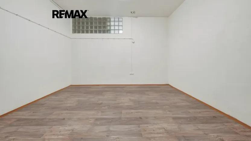 Pronájem obchodního prostoru, Nový Bor, Tř. T. G. Masaryka, 110 m2