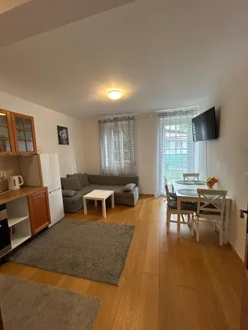Prodej bytu 2+kk, Holubice, Za Dvorem, 45 m2