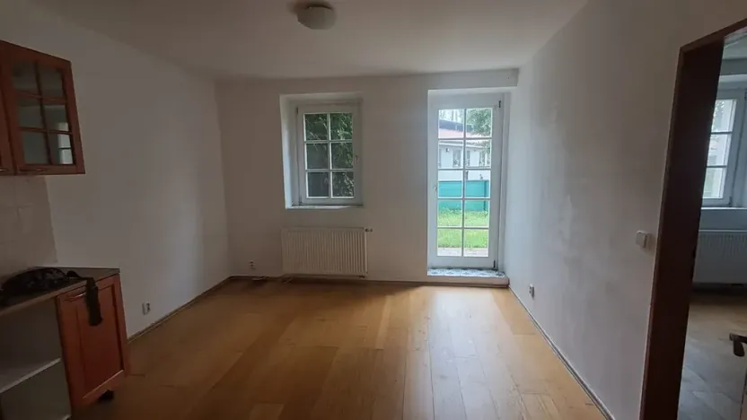 Prodej bytu 2+kk, Holubice, Za Dvorem, 45 m2