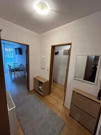 Prodej bytu 2+kk, Holubice, Za Dvorem, 45 m2