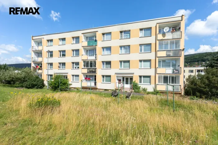 Prodej bytu 2+1, Meziboří, Nad parkem, 64 m2
