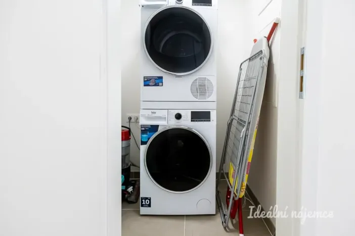 Pronájem bytu 4+kk, Praha - Kamýk, Zimova, 90 m2