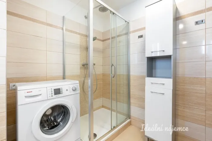 Pronájem bytu 3+1, Praha - Krč, Sládkovičova, 62 m2