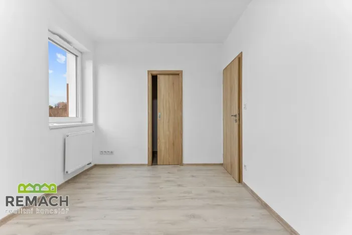 Pronájem bytu 2+kk, Náchod - Staré Město nad Metují, Bartoňova, 56 m2