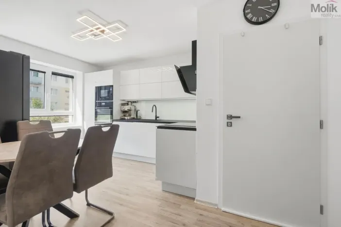 Prodej bytu 3+kk, Milovice - Mladá, Spojovací, 66 m2