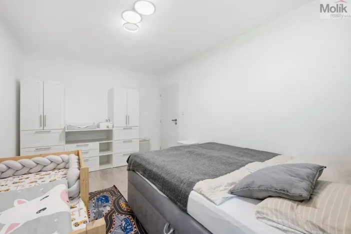 Prodej bytu 3+kk, Milovice - Mladá, Spojovací, 66 m2