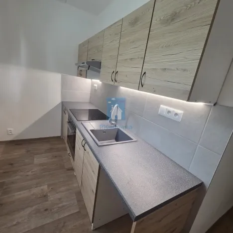 Pronájem bytu 2+1, Plzeň, Raisova, 56 m2
