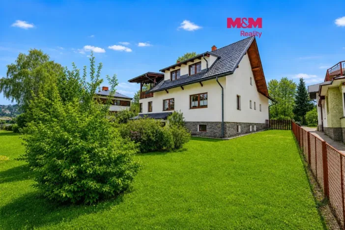 Prodej rodinného domu, Deštné v Orlických horách, 400 m2