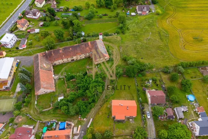Prodej zemědělské usedlosti, Červené Poříčí, 1400 m2