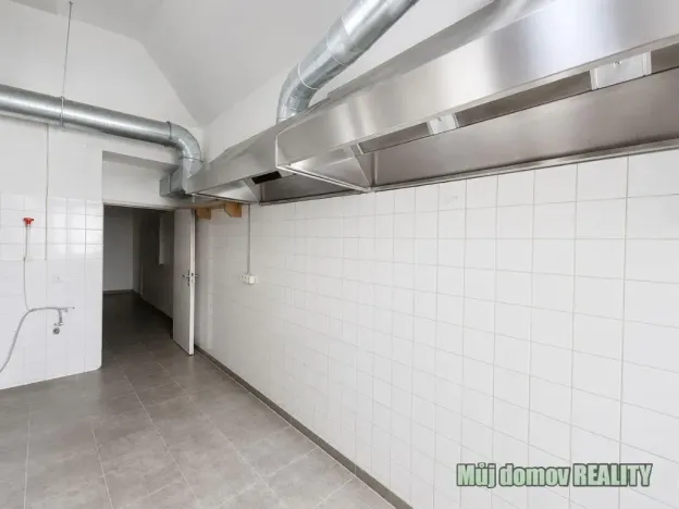 Pronájem restaurace, Praha - Žižkov, 130 m2