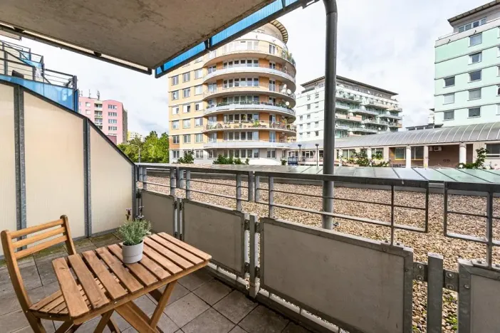Pronájem bytu 2+kk, Praha - Stodůlky, Petržílkova, 54 m2